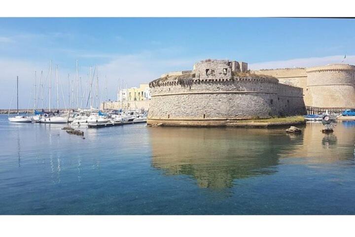 Mare Fuori Apartment Gallipoli Exterior photo
